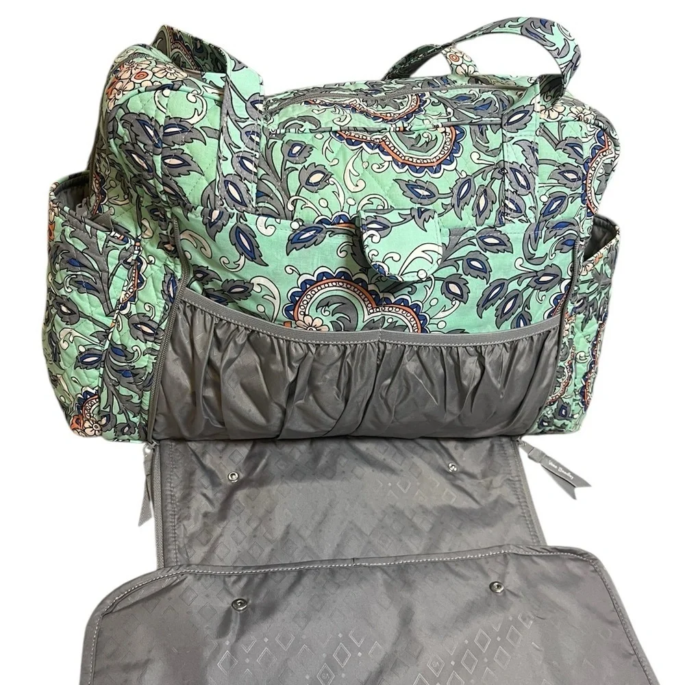Vera Bradley Quilted Baby Bag w/ Changing Pad – Mint Paisley – NWOT - Picture 5 of 6
